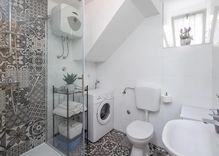 With Wifi - 7596 Apartament