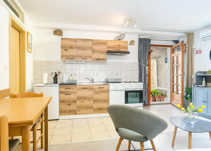 With Wifi - 7596 Apartament