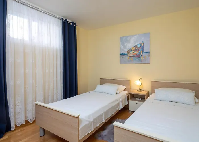 Apartman With Wifi - 7596 Split